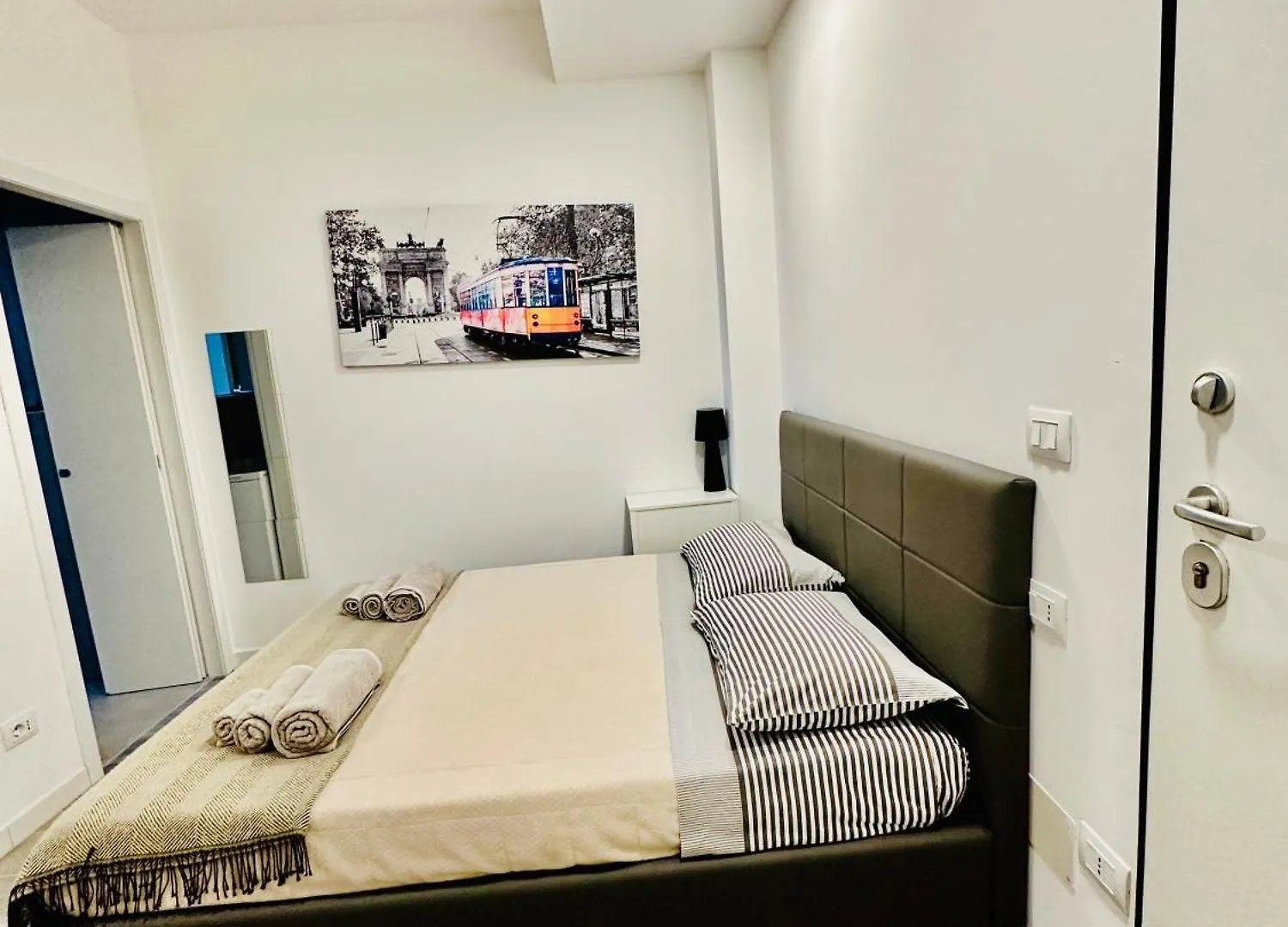 Apartment Maya Loreto ميلان