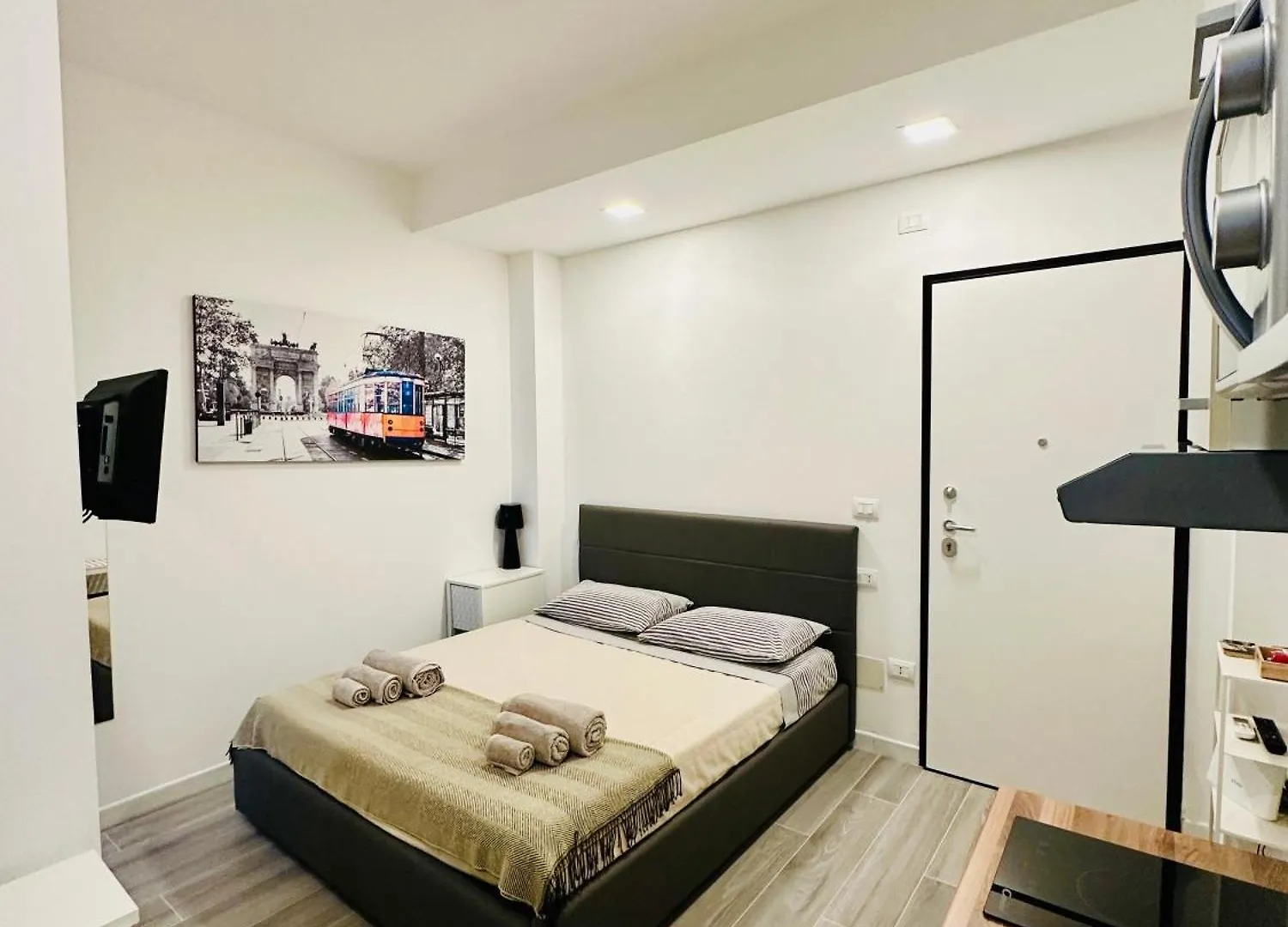 Apartment Maya Loreto ميلان